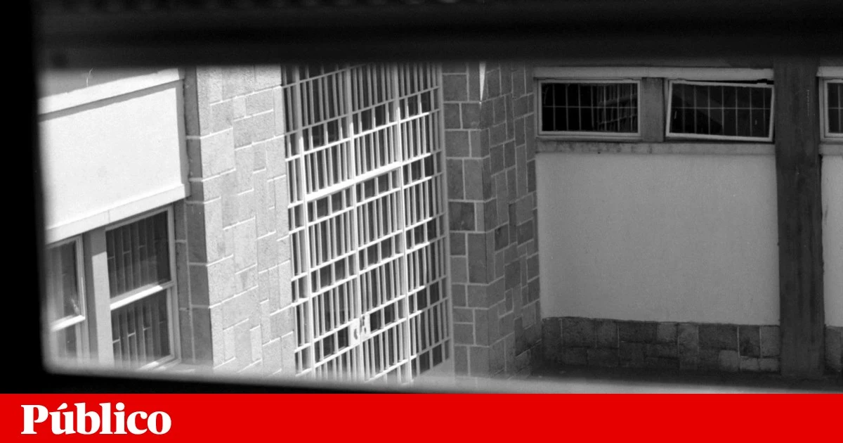 Cinco reclusos em fuga da prisão de Vale dos Judeus