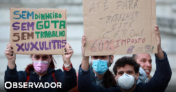 Mais de uma centena protestam em Lisboa contra preço dos combustíveis